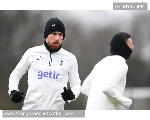 扎哈维透露莱万尚未决定未来沙特俱乐部并未提出报价 扎哈维透露莱万尚未决定未来沙特俱乐部并未提出报价