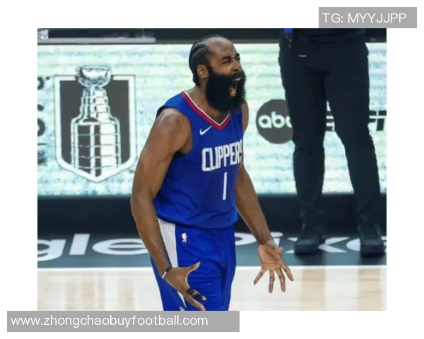 卢指导：球队计划新赛季降低哈登使用率与比赛负荷以提升整体表现
