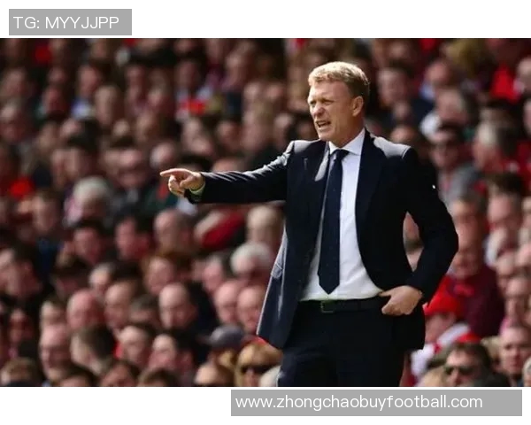 埃弗拉回忆莫耶斯执教时期自感表现糟糕并批评当代球员软弱